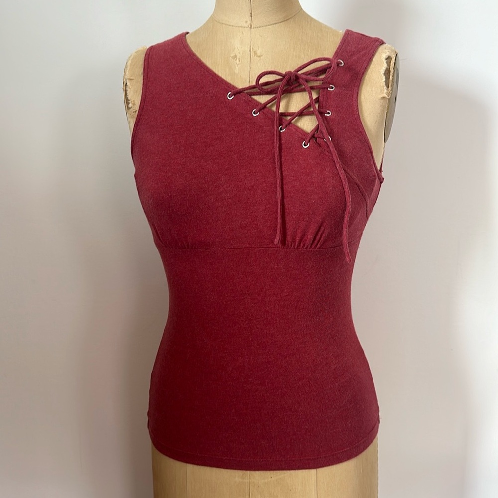 Vintage Y2K Victoria’s Secret Moda International red underwire bra top lace XS